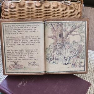Vintage Cuddly Critters Illustrated Wood Book Cottage 1989